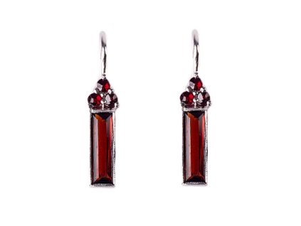 Czech garnet earrings (6370902)