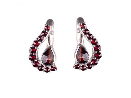 Czech garnet earrings (6371202)