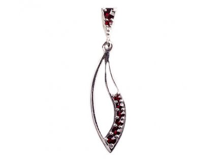 Czech garnet pendant (6471206)