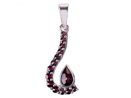 Czech garnet pendant (6471244)