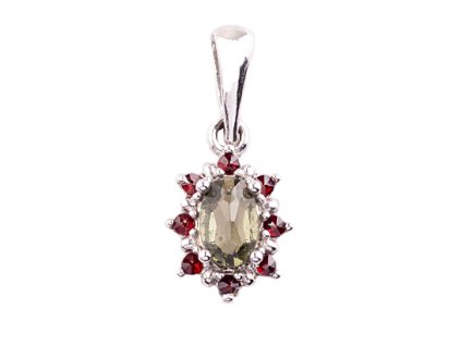 Czech garnet pendant (6450523)