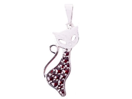 Czech garnet pendant (6471338)