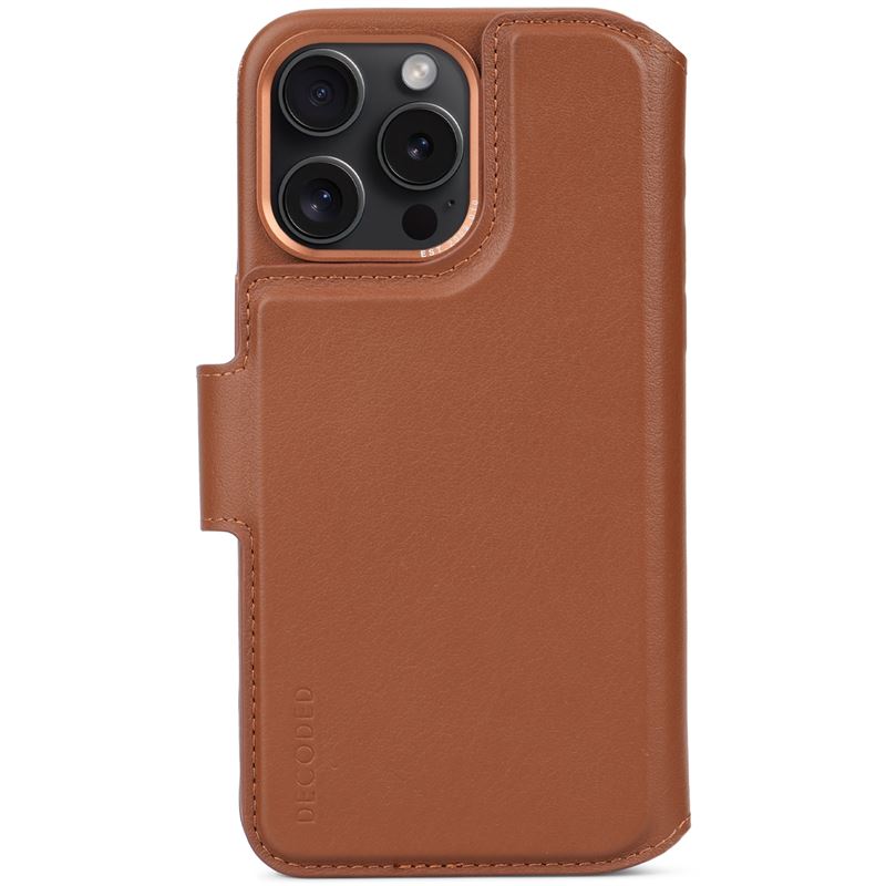 Decoded Leather Detachable Wallet, tan - iPhone 15 Pro Max