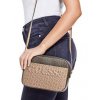 KABELKA GUESS RIGDEN LOGO PRINT CAMERA BAG HNĚDÁ2