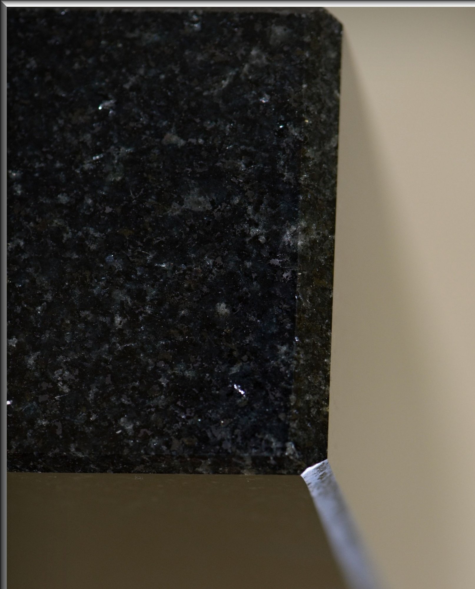 Antik Nero Gabbro: Elegantní Černý Kámen s Nadčasovou Krásou