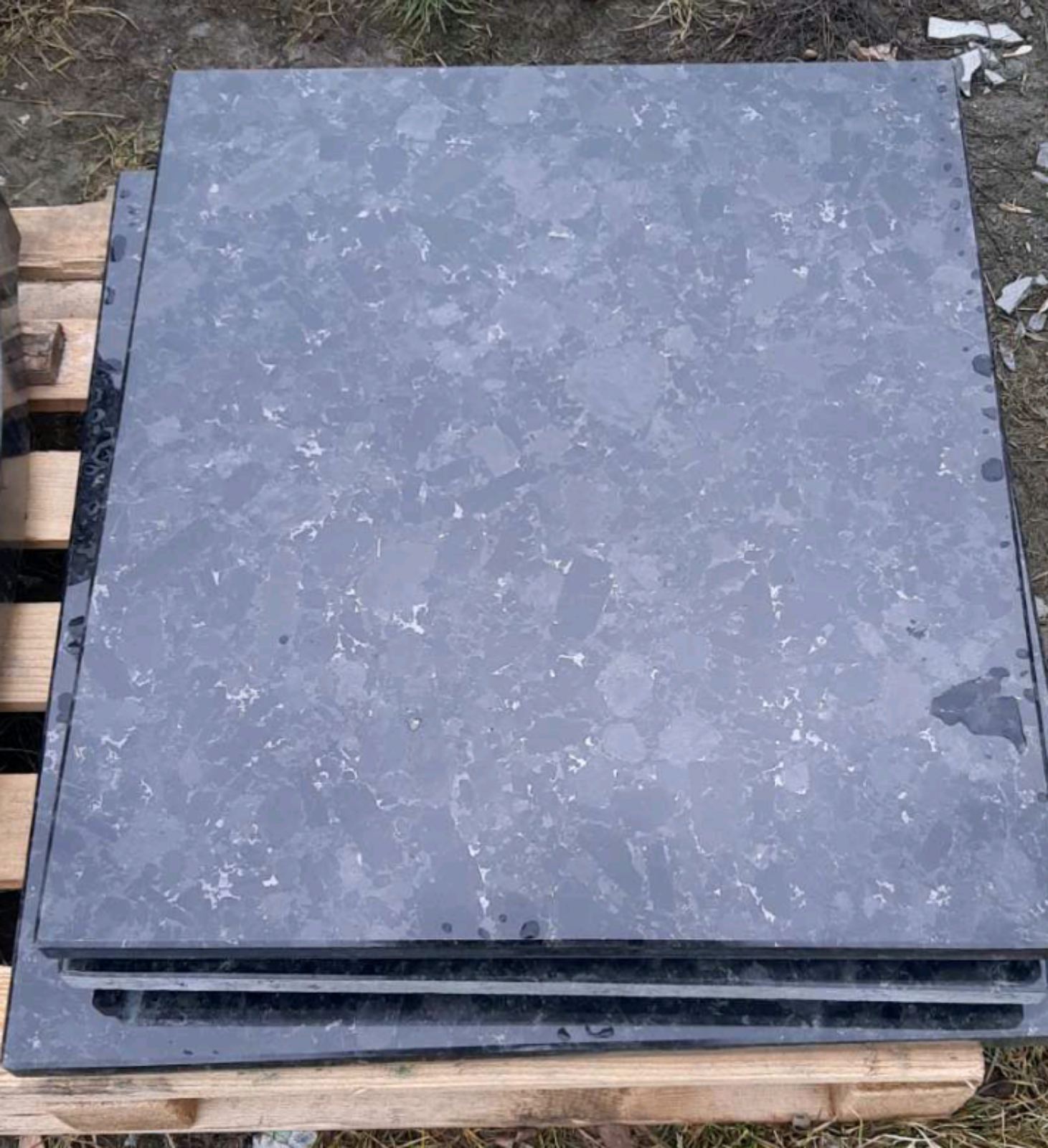 Labradorit Black Ice