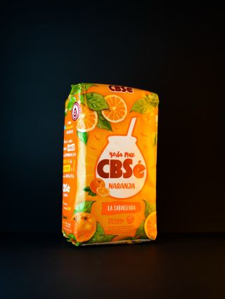 Osvěžující pomerančová energie🍊 CBSé Naranja je yerba maté s přírodním pomerančovým aroma, které nápoji dodává příjemně...