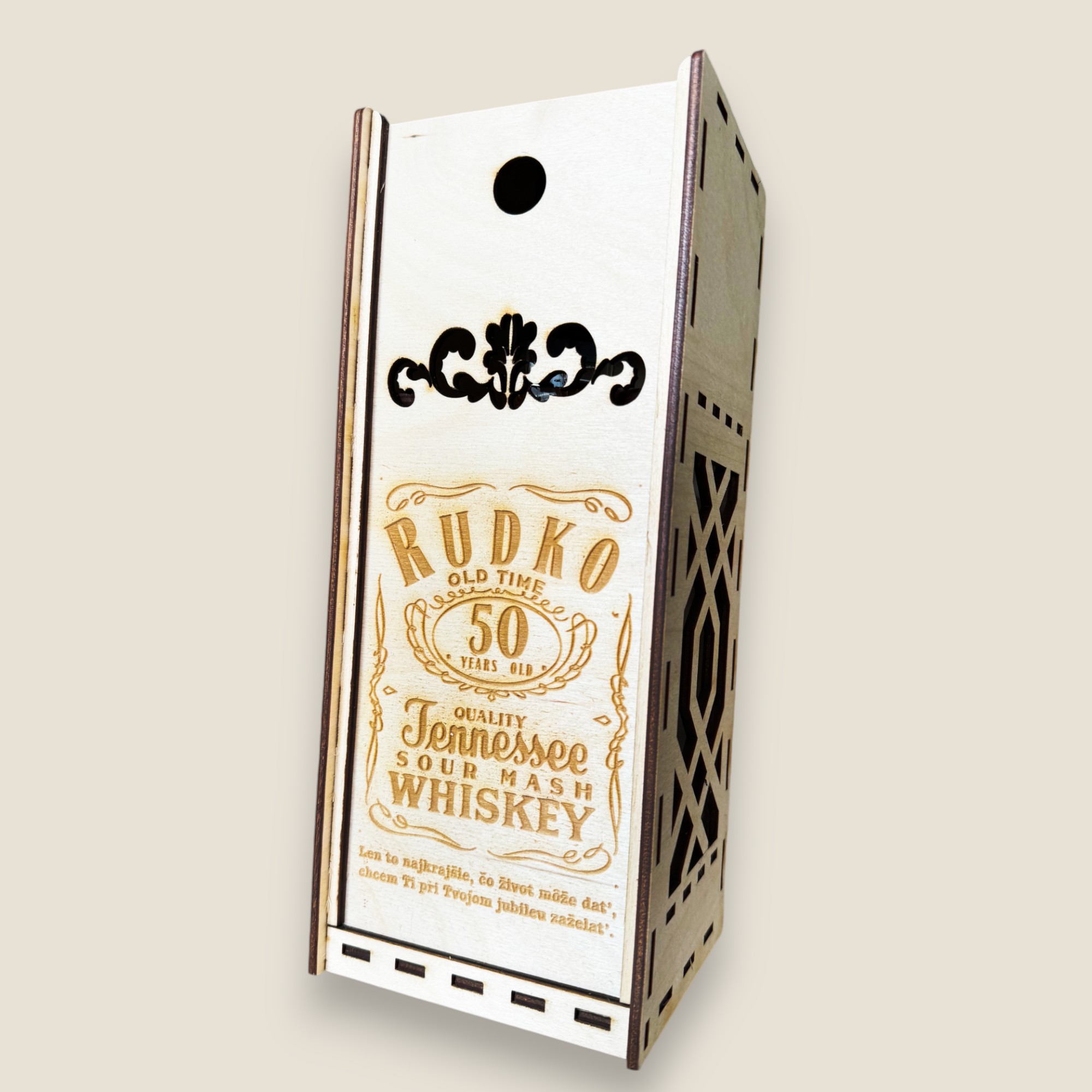 Gravírovaný darčekový box na flašu alkoholu Jack Daniels 1 l