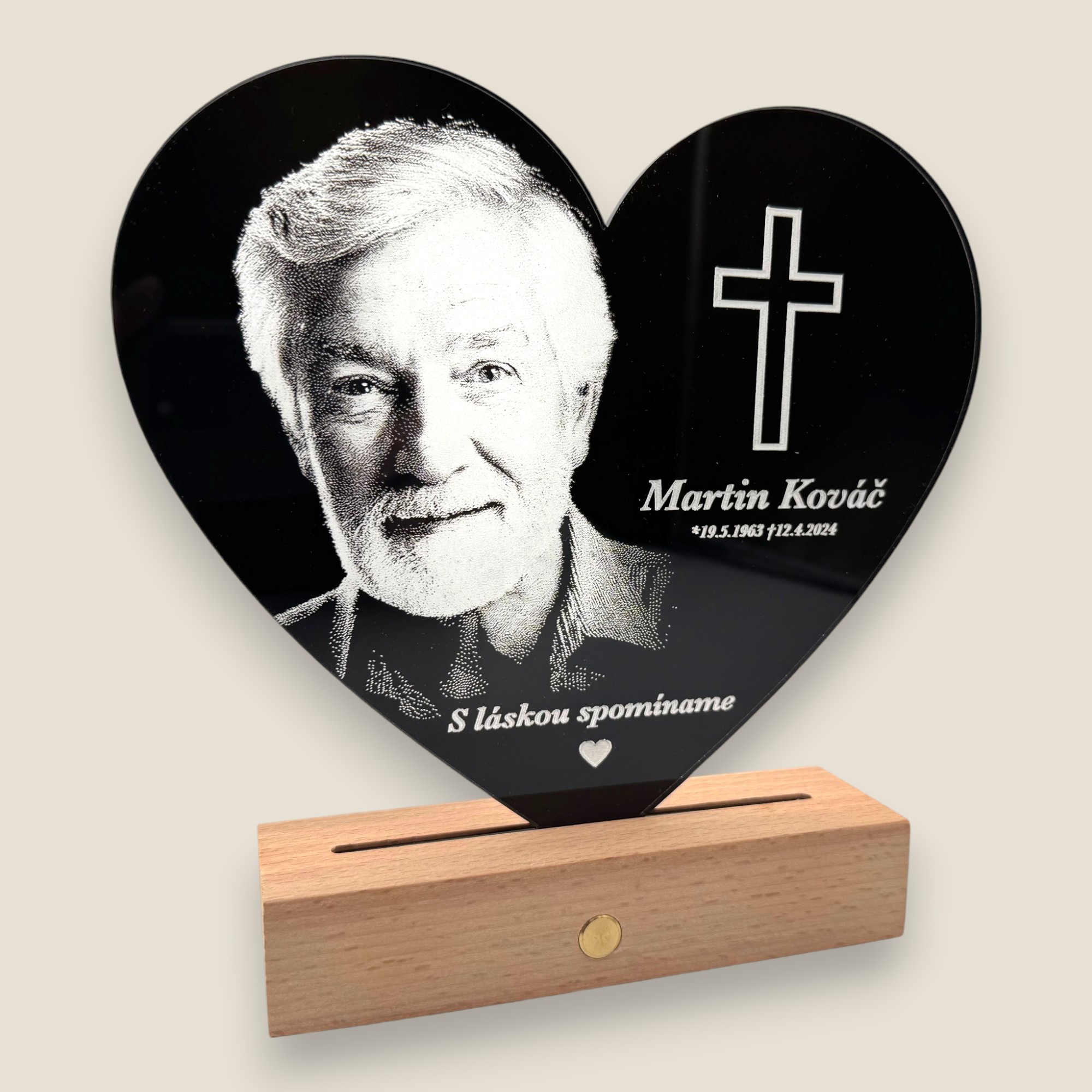 Spomienková gravírovaná led lampa PODSTAVEC: Teplá biela na batérie + USB kábel