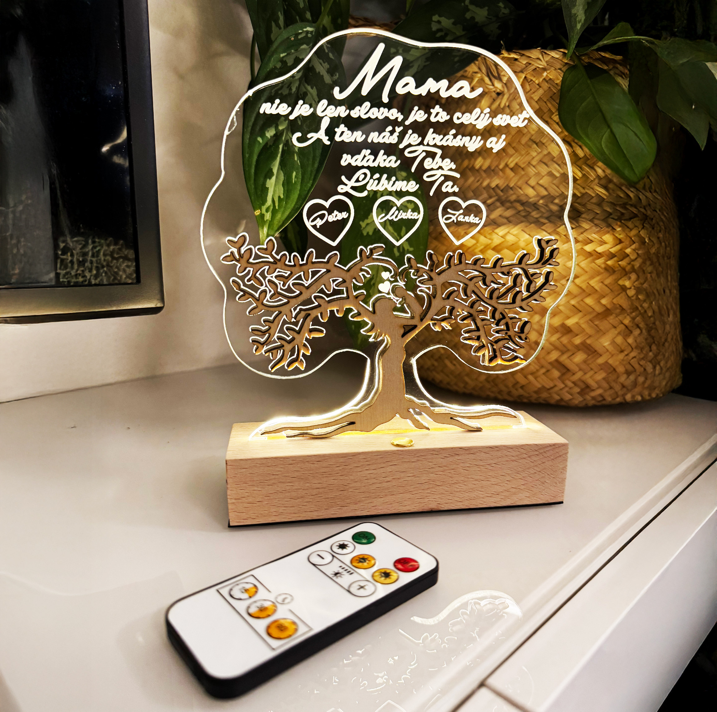 LED Lampa „Strom života“ pre Mamu PODSTAVEC: Teplá biela s diaľkovým ovládaním nabíjateľný + USB kábel