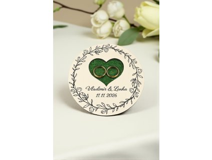 Dřevěná podložka na svatební prsteny