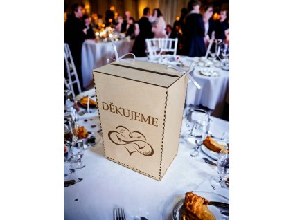 truhla na svatebni prani