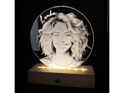 Gravírovaná fotografia s LED podsvietením - kruh (TYP PODSTAVCA Farebný s diaľkovým ovládaním 2XAAA batérie + USB kábel)