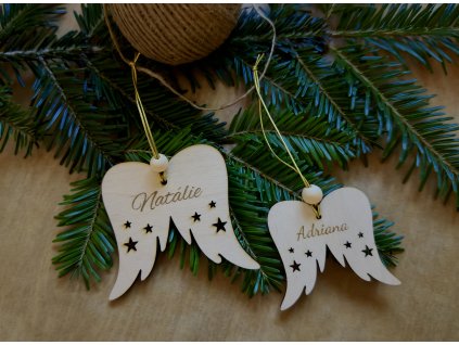 Andělská křídla se jménem