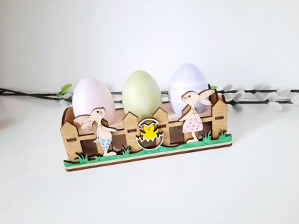 Drevený stojan na veľkonočné vajíčka