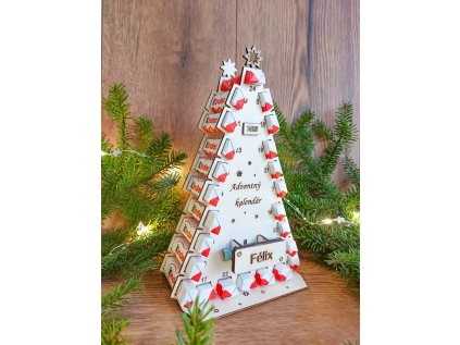 Drevený adventný kalendár1