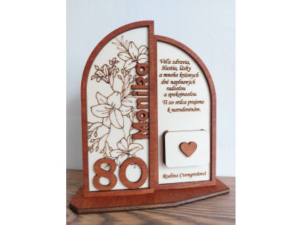 Drevený podstavec na peniaze narodeniny2