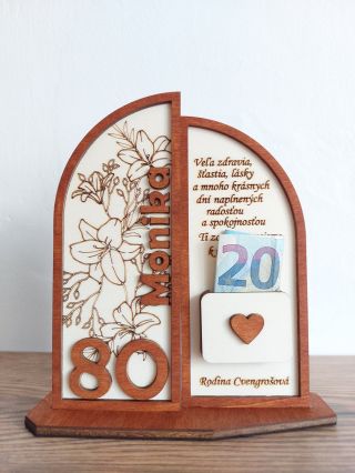 🤩NOVINKA🤩 Náš drevený podstavec na darovanie peňazí je originálnym riešením, ktorý upúta každého obdarovaného. Vyberte si...