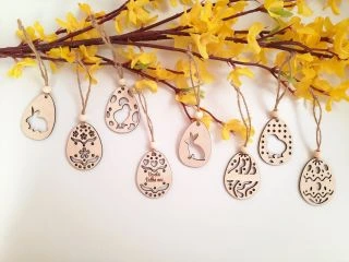 Skrášlite si vázu veľkonočnými ozdobami, ktoré sa hodia do každého interiéru....