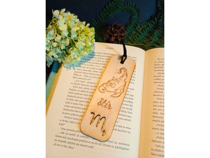 Dřevěná záložka do knížky - štír