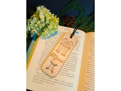 Dřevěná záložka do knížky - znamení blíženci