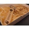 Dřevěný pivní set s gravírováním – pro dědečka