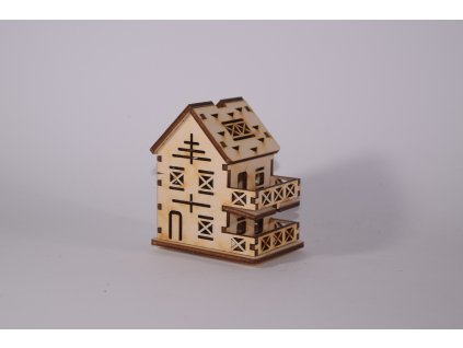 dreveny vianocny domcek z preglejky na dalsie tvorenie 4 (2)