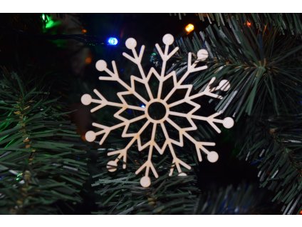 drevena vianocna ozdoba na stromcek vlocka 1 (10)