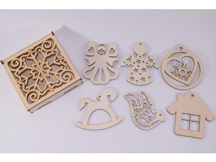 darcekove sady drevenych vianocnych ozdob v drevenej krabicke 2 2 (2)
