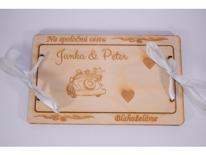 personalizovana drevena obalka na peniaze s vlastnym obrazkom originalny dar pre novomanzelov (2)