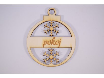 vianocna ozdoba pokoj s vyrezavanymi vlockami 1