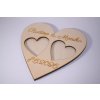 luxusny dreveny podnos v tvare srdca idealny doplnok pre svadobny obrad (2)