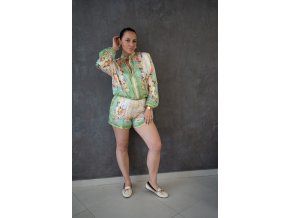 gravitas dolcevita kratasky zelena 1
