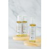 Lifestyle photos Cleansing Oil L EN 008