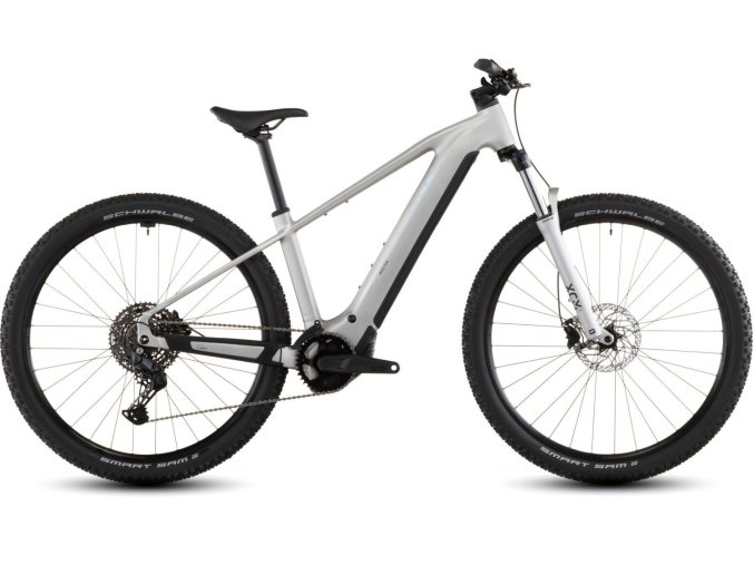 108150 CUBE Reaction Hybrid ONE 800 sleekgrey n prism 01