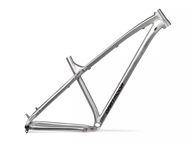 2026 Dartmoor frames Primal glossy brushing silver 01