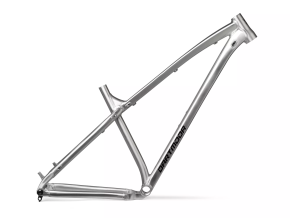 2026 Dartmoor frames Primal glossy brushing silver 01