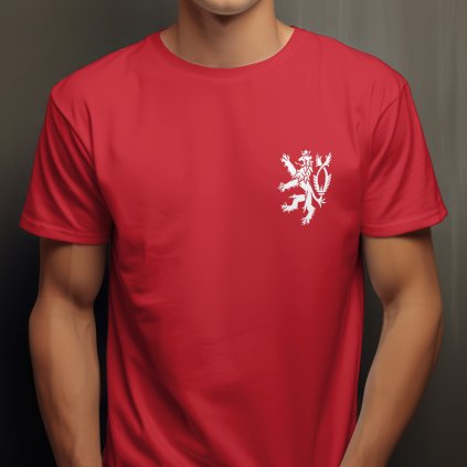 Pánské tričko s malým minimalistickým symbolem českého lva na levé straně hrudi.