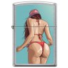 Zapalovač Zippo s potiskem sexy ženy na povrchu Street Chrome™.