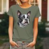 Dámské tričko s detailním realistickým potiskem hlavy černobílého psa plemene Bostonský teriér s velkýma očima.