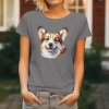 Dámské tričko s detailním realistickým potiskem hlavy usmívajícího se psa plemene Welsh Corgi Cardigan s velkýma ušima.