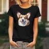 Dámské tričko s detailním realistickým potiskem hlavy usmívajícího se psa plemene Welsh Corgi Cardigan s velkýma ušima.