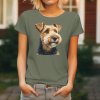 Dámské tričko s detailním realistickým potiskem hlavy Velšteriéra s typickou černou a tříslovou srstí a bystrým pohledem.