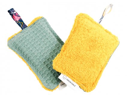 zelená froté houbička