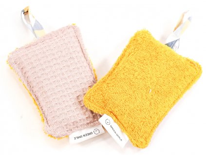 růžová froté houbička