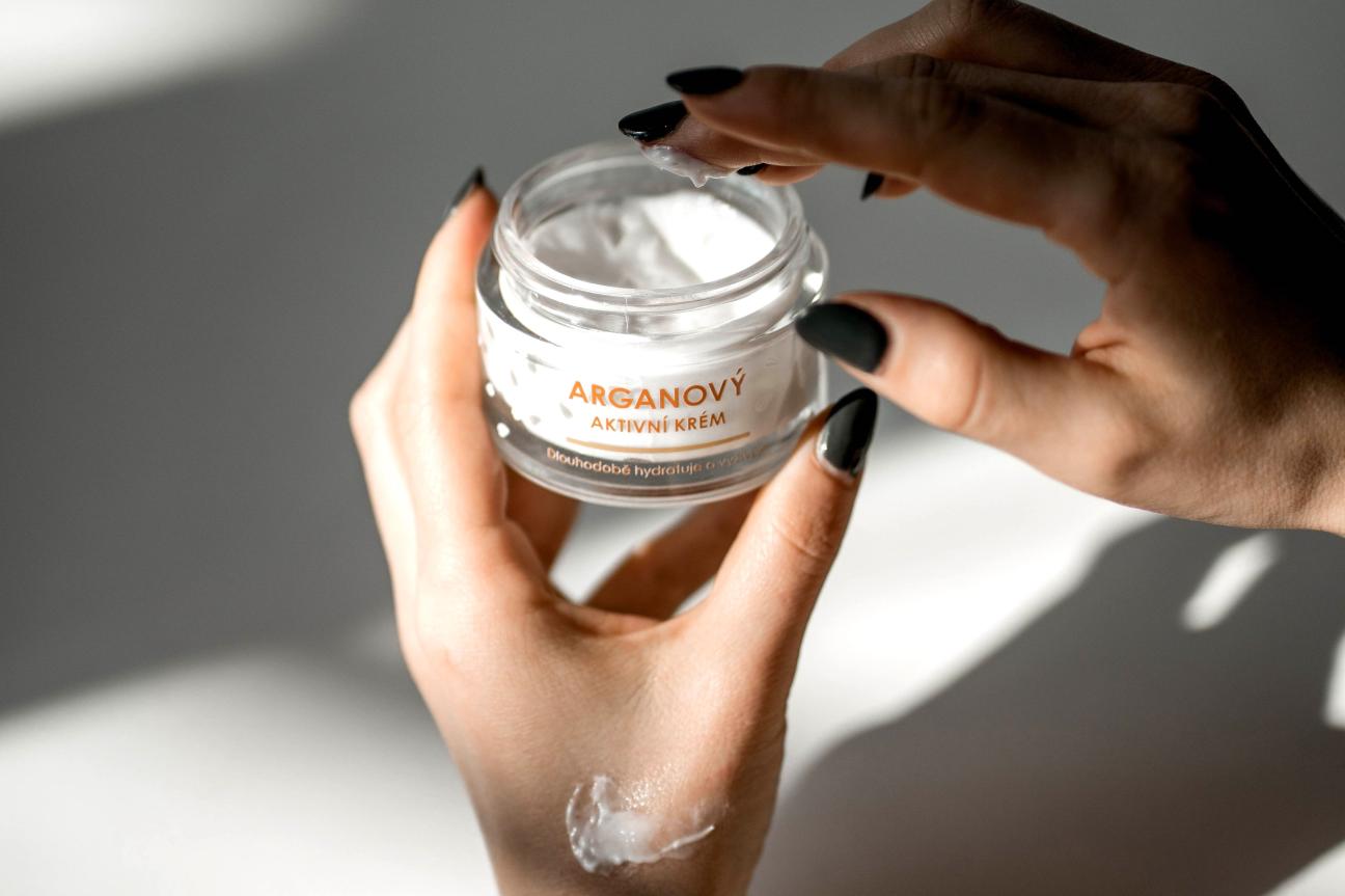 Přírodní péče o pleť a vlasy v létě