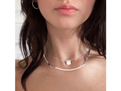 Strieborny nahrdelnik