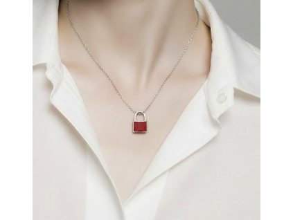 strieborny_zamok_na_retiazke