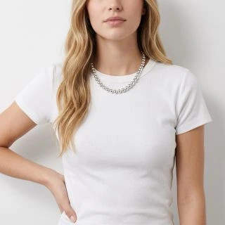 Dar od Greg & Rich je na ceste. Je to vždy dobrý nápad! Obdarovať svojich milovaných strieborným hodnotným šperkom. Skúste...