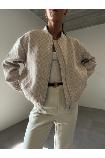 VZOROVANÝ OVERSIZED BOMBER NA ZIP cream